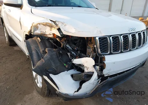 2022 Jeep Grand Cherokee Wk Laredo E 4X4 из США, поврежденный, VIN 1C4RJFAG2NC112520